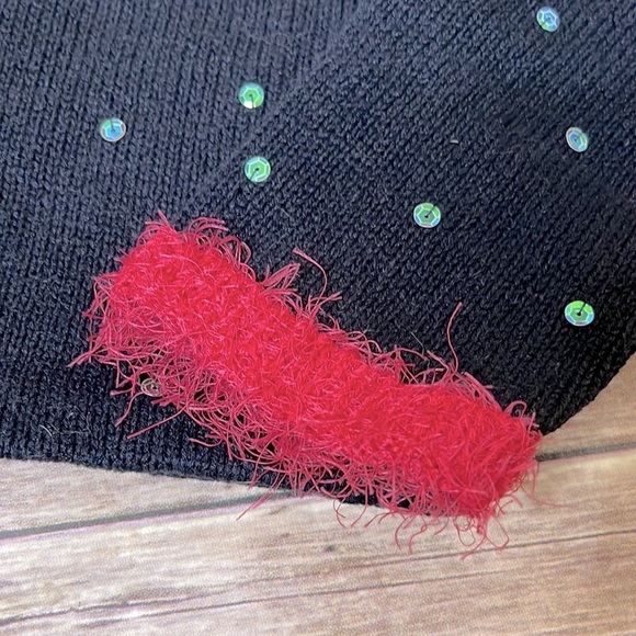 Timberlea Christmas sweater - Picture 4 of 6